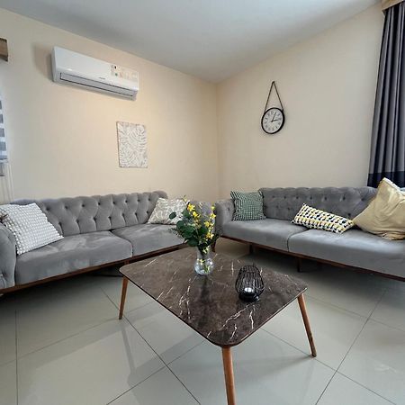 Weekend Apartments 2Br Girne Dış mekan fotoğraf